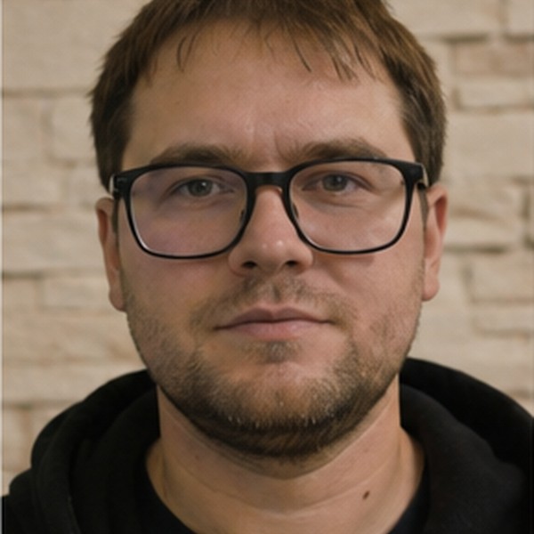 Рустам Ахметов